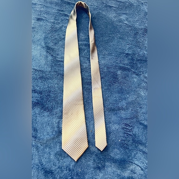 Authentic Van Hausen Classic Gray/Black graphic Silk Tie - Picture 7 of 10